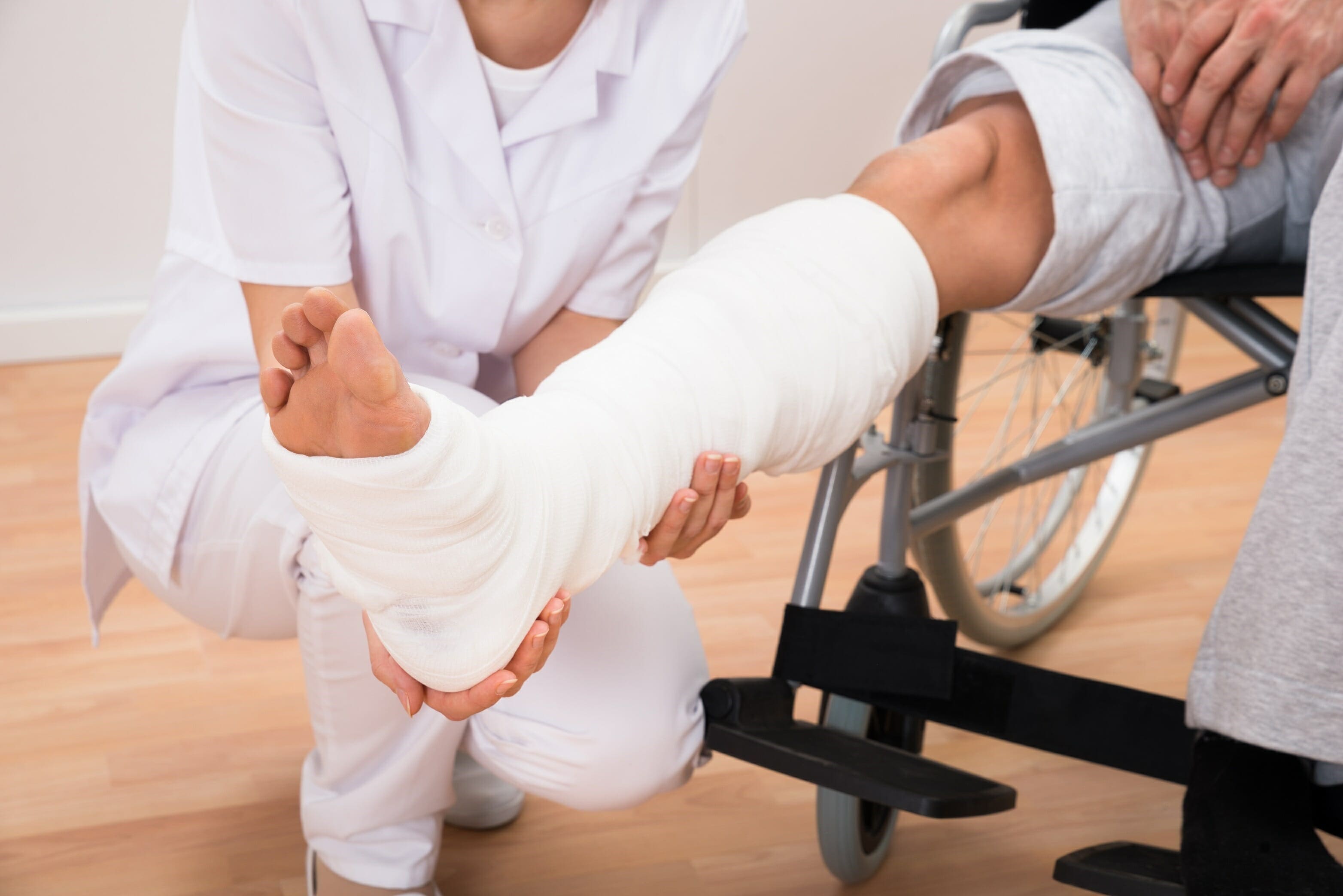 Реабилитация после перелома ноги в домашних условиях